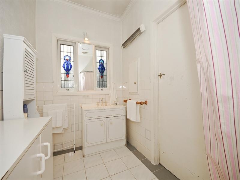 76 LINCOLN Road, Croydon VIC 3136