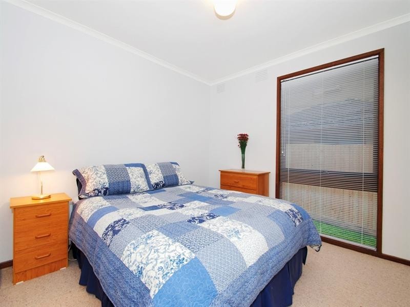 70 NEUPARTH Road, Croydon North VIC 3136