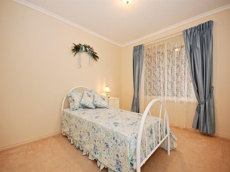 35 CLEARWATER Drive, Lilydale VIC 3140