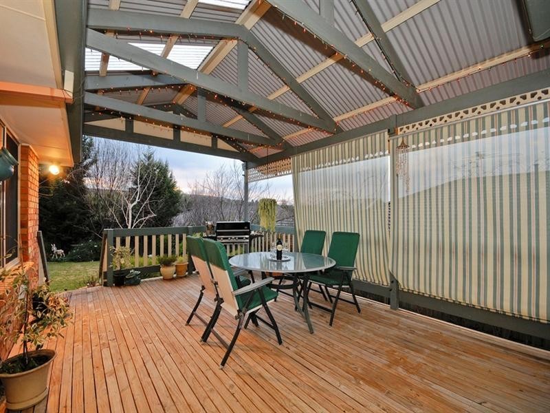 35 CLEARWATER Drive, Lilydale VIC 3140