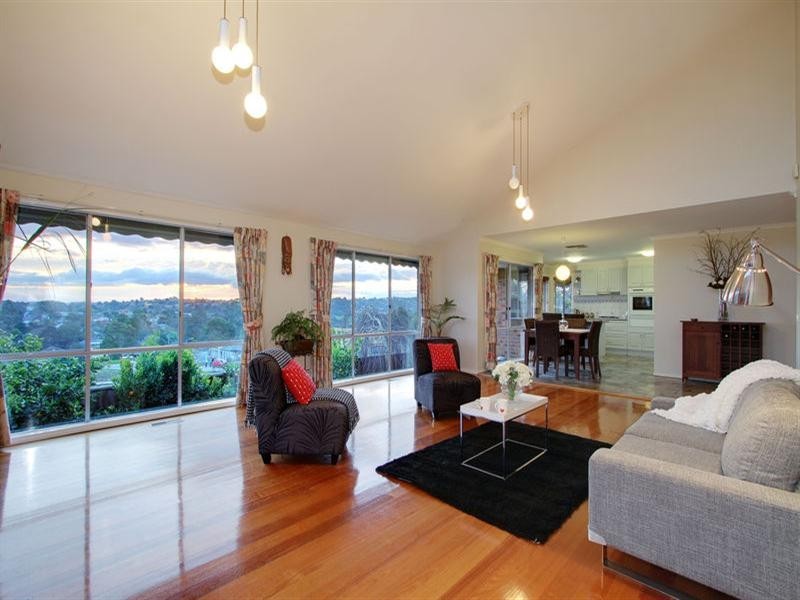 3 BENJAMIN Chase, Mooroolbark VIC 3138