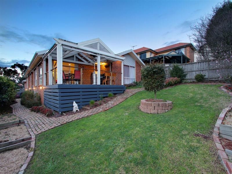 3 BENJAMIN Chase, Mooroolbark VIC 3138