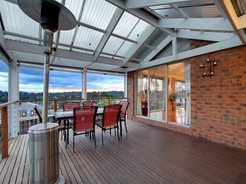 3 BENJAMIN Chase, Mooroolbark VIC 3138