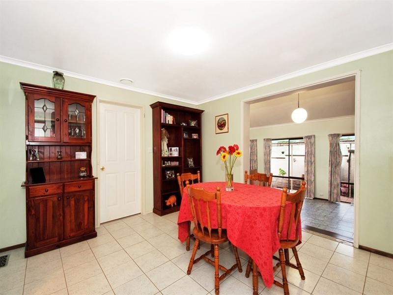 39 TERRIGAL Crescent, Kilsyth VIC 3137