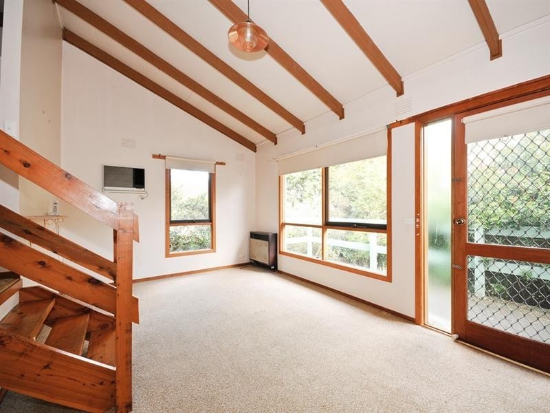 81 MEADOWGATE Drive, Chirnside Park VIC 3116