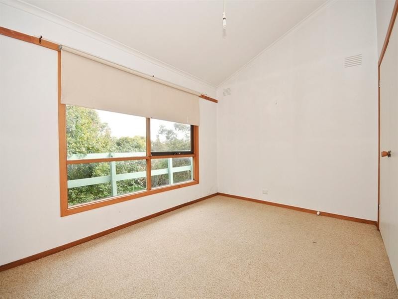 81 MEADOWGATE Drive, Chirnside Park VIC 3116