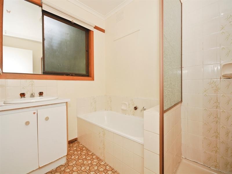 81 MEADOWGATE Drive, Chirnside Park VIC 3116