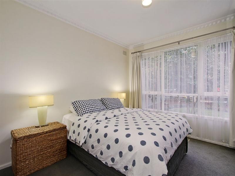 52 KINCUMBER Drive, Croydon VIC 3136