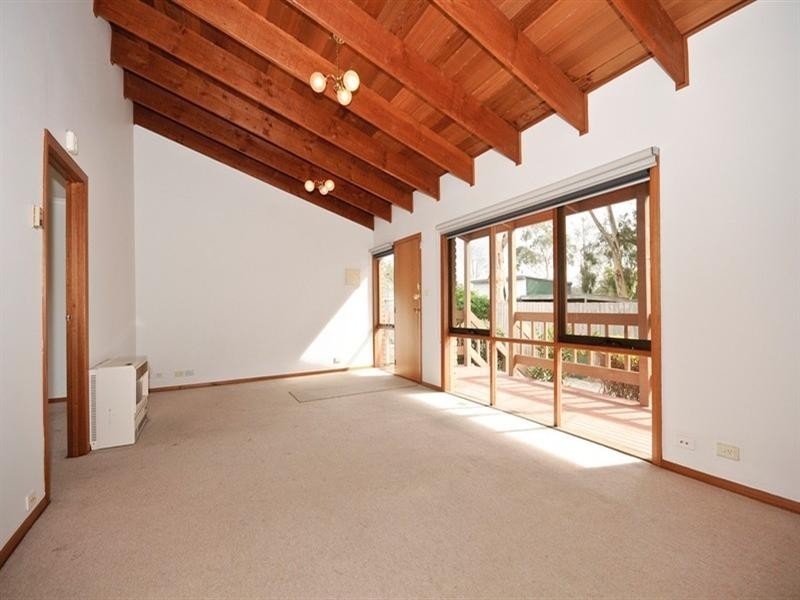 3/20 Karingal Street, Croydon North VIC 3136