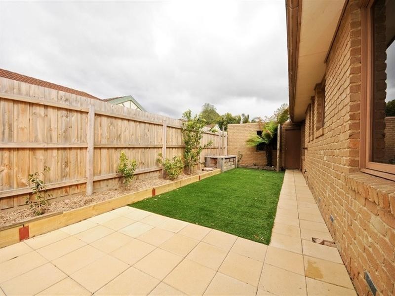 3/20 Karingal Street, Croydon North VIC 3136