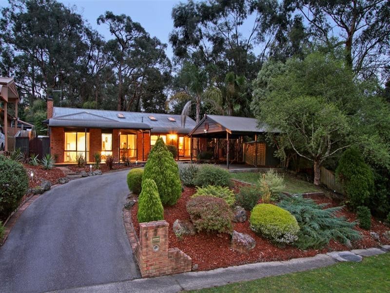 9 WAYCOTT Way, Mount Evelyn VIC 3796