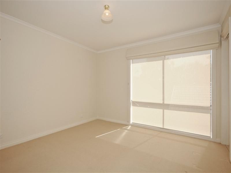 5/2-4 Sandgate Avenue, Croydon Hills VIC 3136