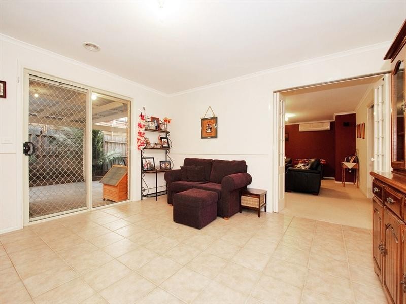 11 PACIFIC Drive, Mooroolbark VIC 3138