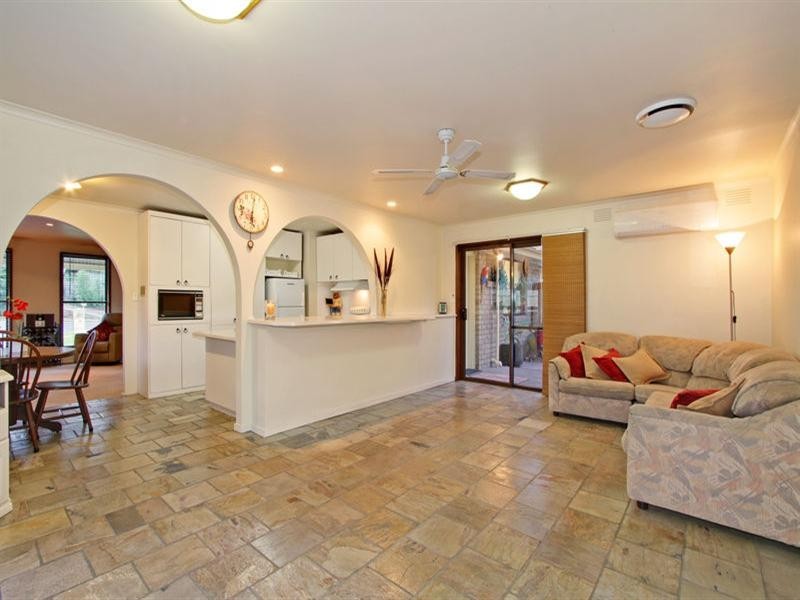 6 TERRUNG Court, Croydon North VIC 3136