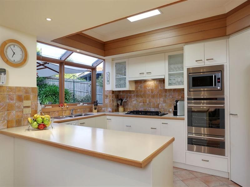 51 WATERVIEW Court, Croydon Hills VIC 3136