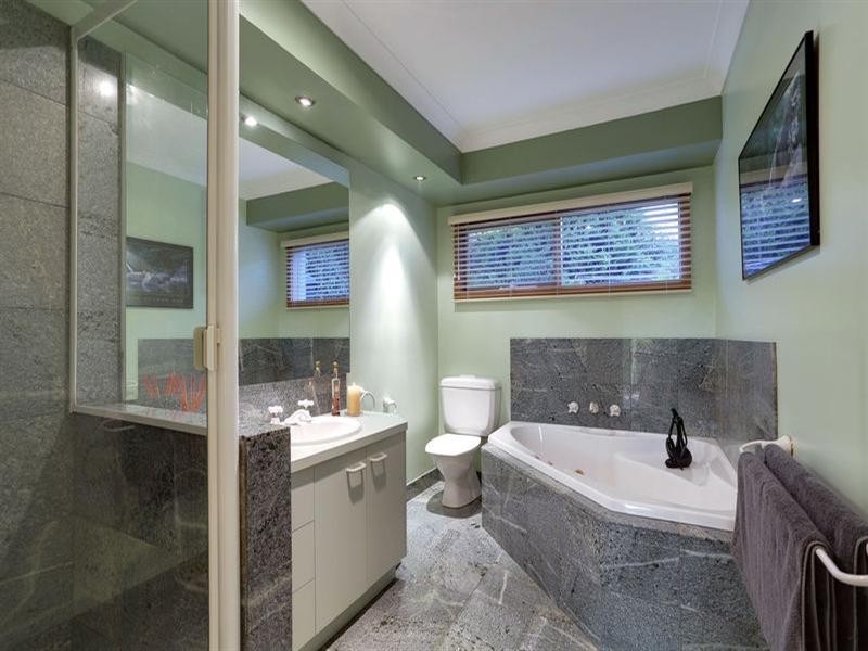 51 WATERVIEW Court, Croydon Hills VIC 3136