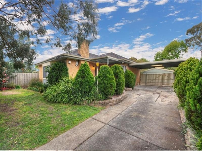 38 Mandowie Crescent, Croydon VIC 3136