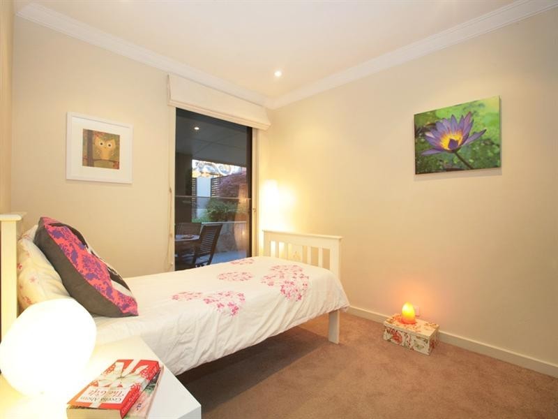 27 ANGELICA Crescent, Croydon Hills VIC 3136