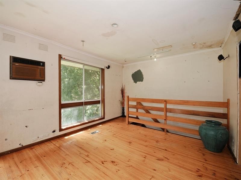 112 -114 LOUGHNAN Road, Ringwood North VIC 3134