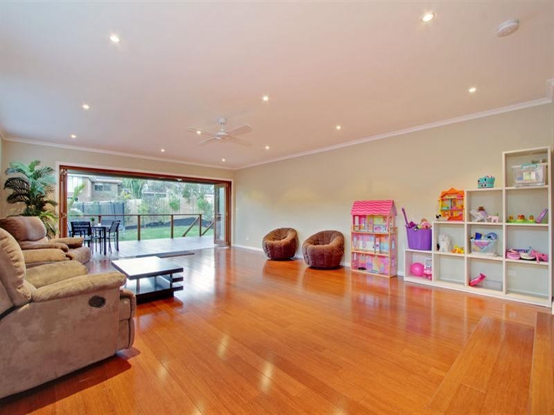 34 LANIER Crescent, Croydon North VIC 3136