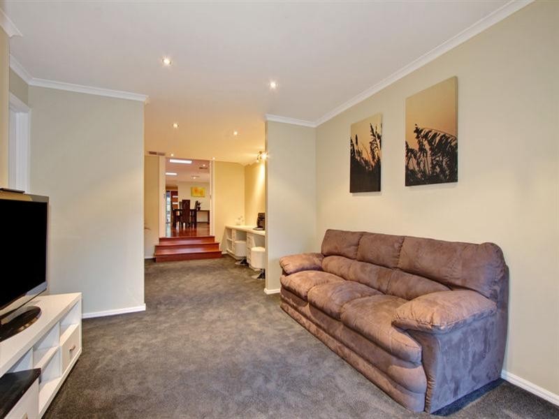 34 LANIER Crescent, Croydon North VIC 3136