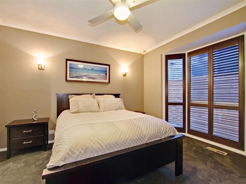 34 LANIER Crescent, Croydon North VIC 3136