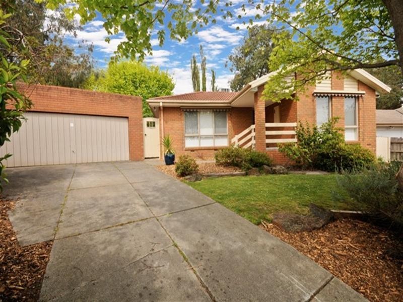 41 Stuart Close, Bayswater North VIC 3153