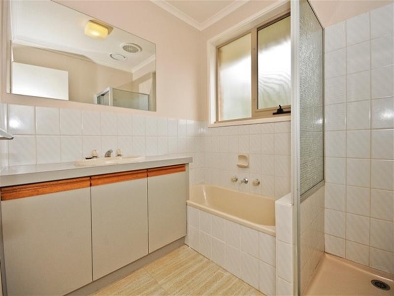 41 Stuart Close, Bayswater North VIC 3153