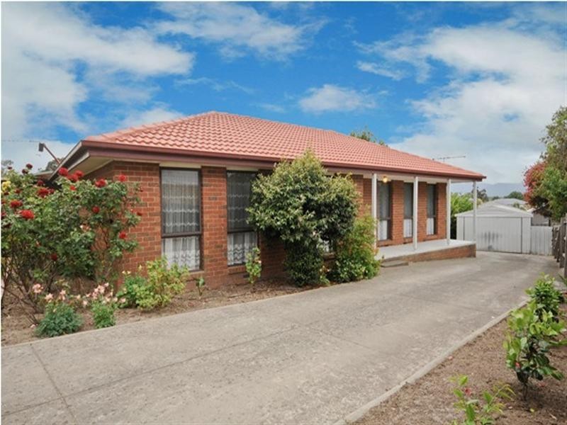 62 Bell Street, Yarra Glen VIC 3775