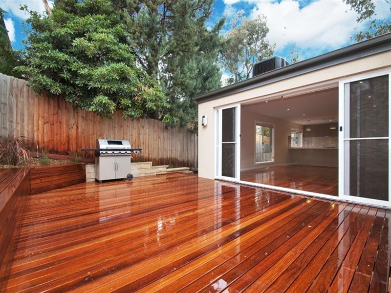 Unit 2, 76 CAVE HILL Road, Lilydale VIC 3140