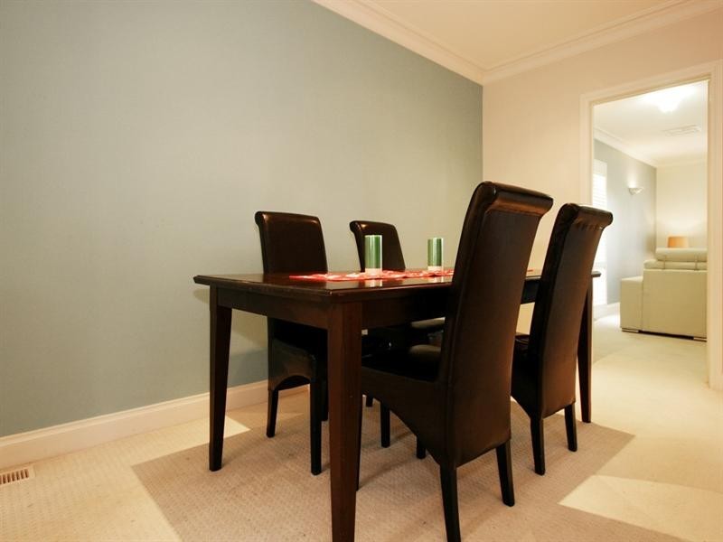 15 YERING Place, Chirnside Park VIC 3116