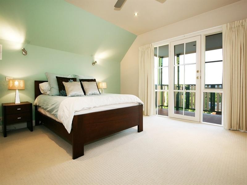 15 YERING Place, Chirnside Park VIC 3116