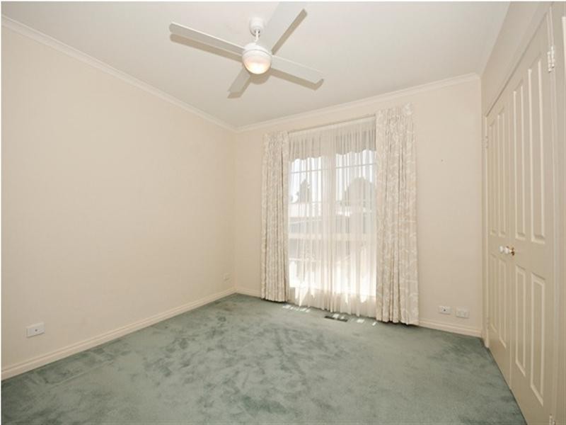 4/12 Mirabel Avenue, Ringwood East VIC 3135