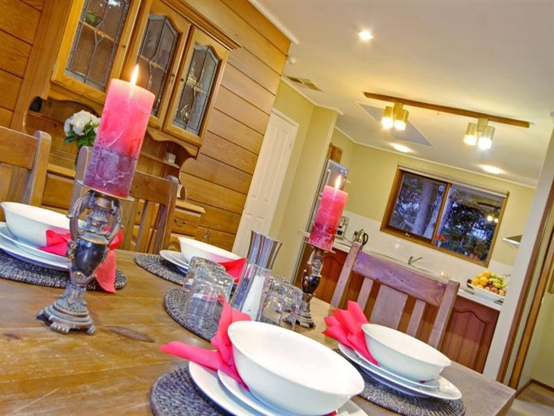 3 BANOOL Court, Croydon VIC 3136