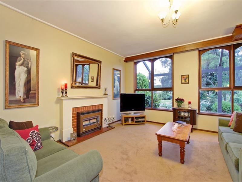 3 BANOOL Court, Croydon VIC 3136