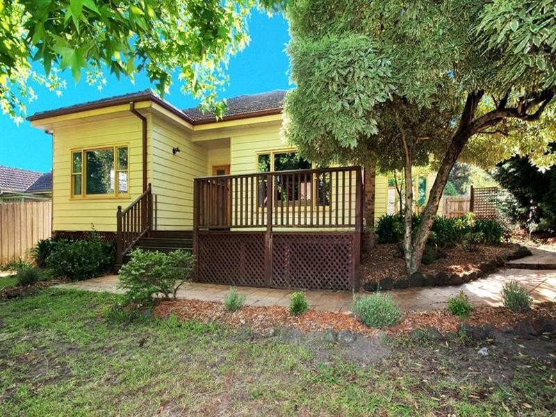 2 FIELD Street, Croydon VIC 3136