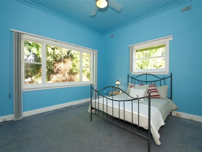 2 Field Street, Croydon VIC 3136