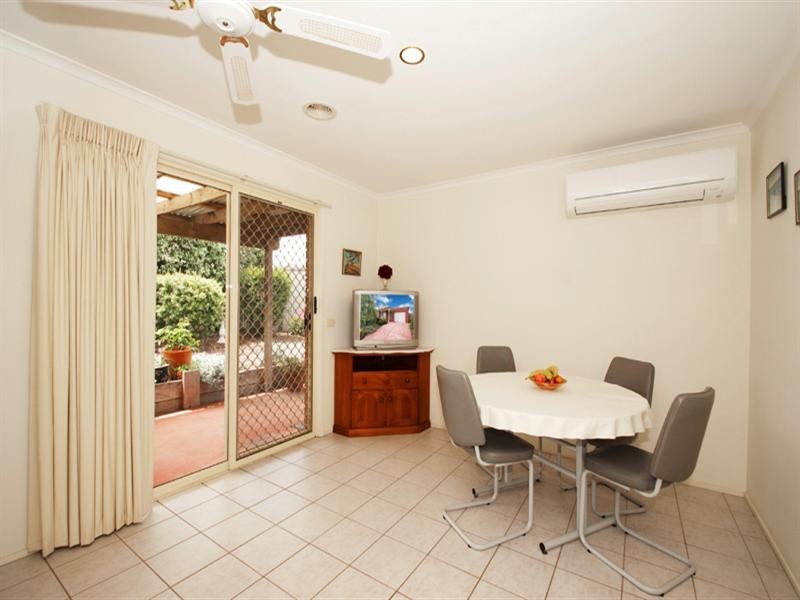 6 HILLRISE Crescent, Chirnside Park VIC 3116