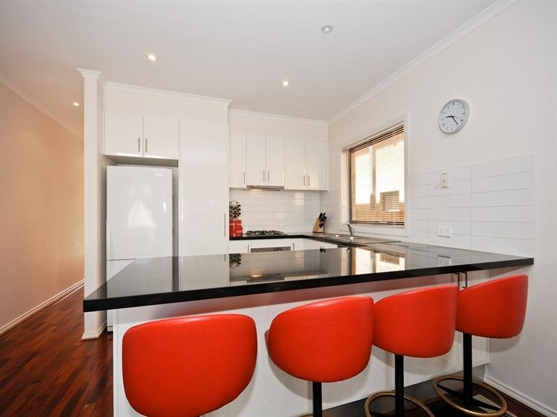 75 BALMORAL Street, Kilsyth VIC 3137