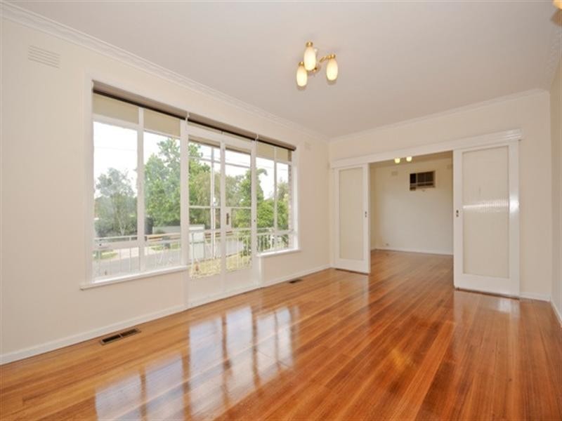 8 Bona Vista Road, Bayswater VIC 3153