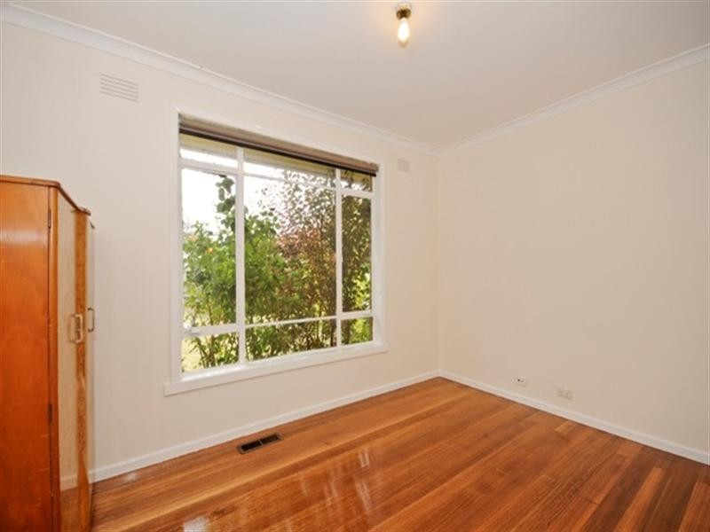 8 Bona Vista Road, Bayswater VIC 3153