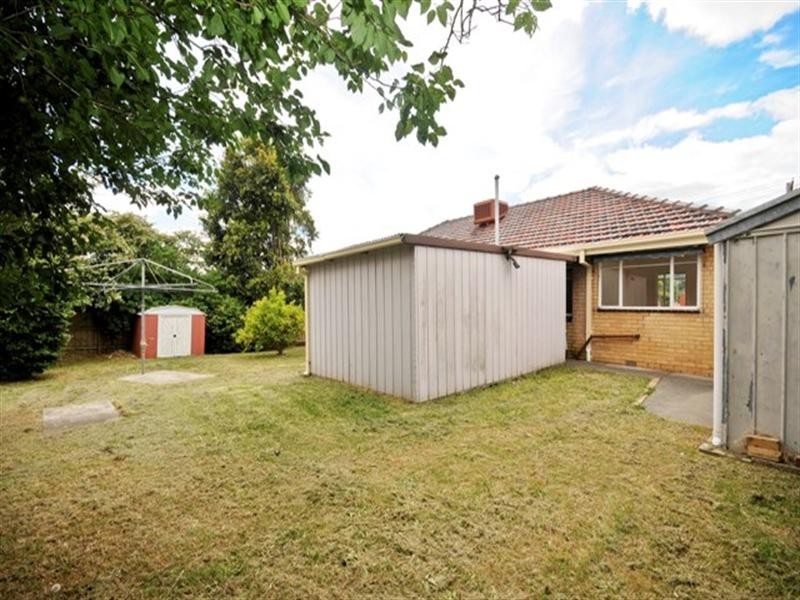 8 Bona Vista Road, Bayswater VIC 3153