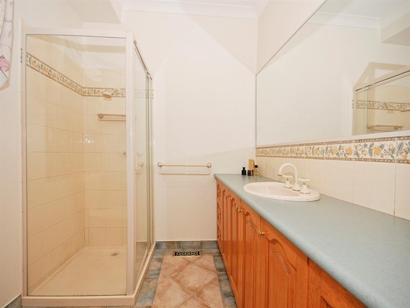 1 OXLEY Court, Chirnside Park VIC 3116