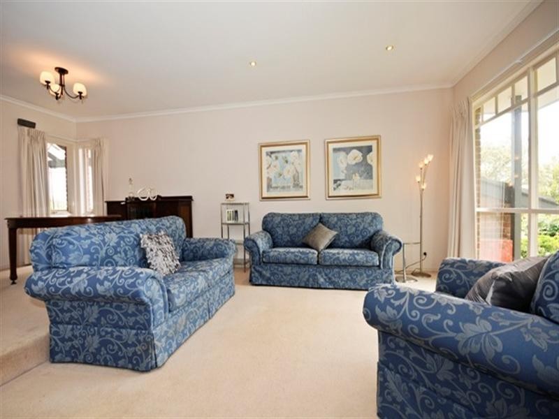 38 Partridge Way, Mooroolbark VIC 3138