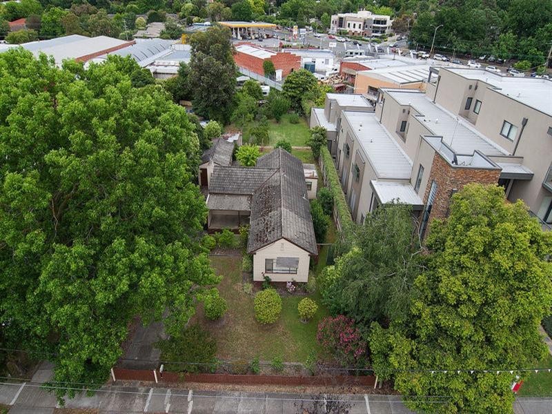 6 CIVIC Square, Croydon VIC 3136