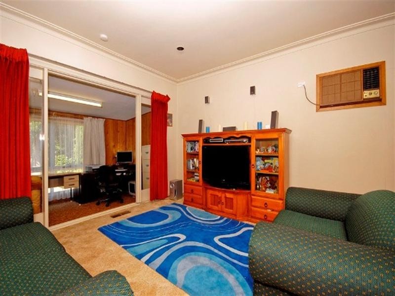 38 FORTUNA Avenue, Croydon VIC 3136