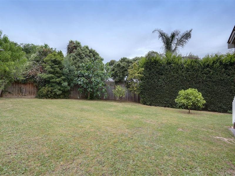 20 ROSEMARY Avenue, Croydon Hills VIC 3136