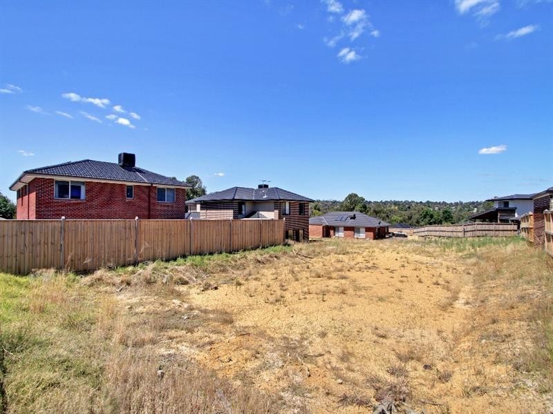 24 NORRIS Circuit, Croydon VIC 3136