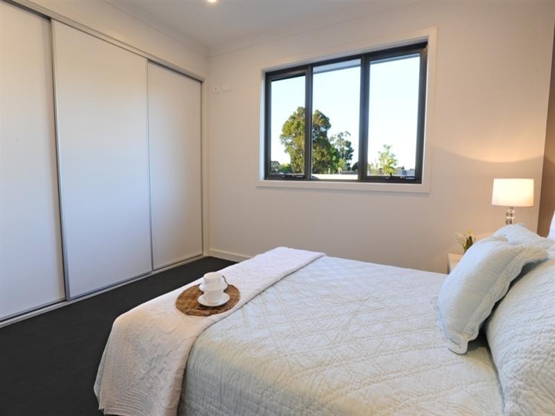 UNIT 3/9 HAWTHORY Road, Kilsyth VIC 3137