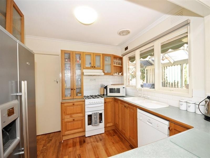42 CARDIGAN Road, Mooroolbark VIC 3138